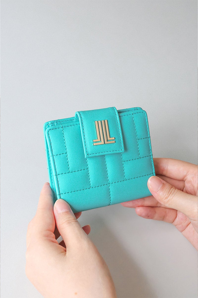 LANVIN en Bleu ランバン オン ブルー ベルシー 小銭入れ付き二つ折り財布 482663