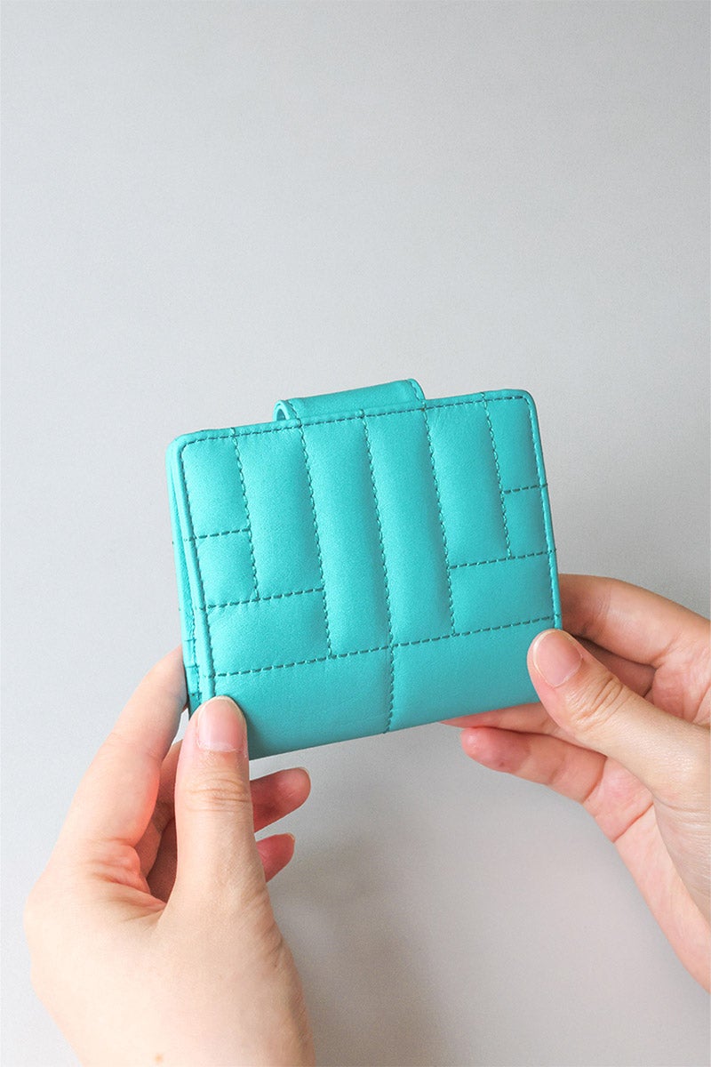 LANVIN en Bleu ランバン オン ブルー ベルシー 小銭入れ付き二つ折り財布 482663