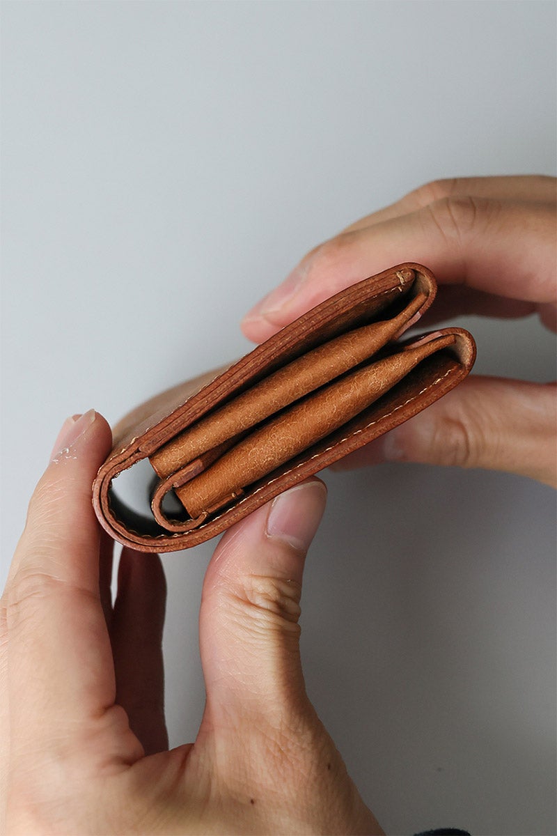 MR.OLIVE E.O.I ミスターオリーブ イーオーアイ PUEBLO LEATHER プエブロレザー NEAT WALLET ME120P