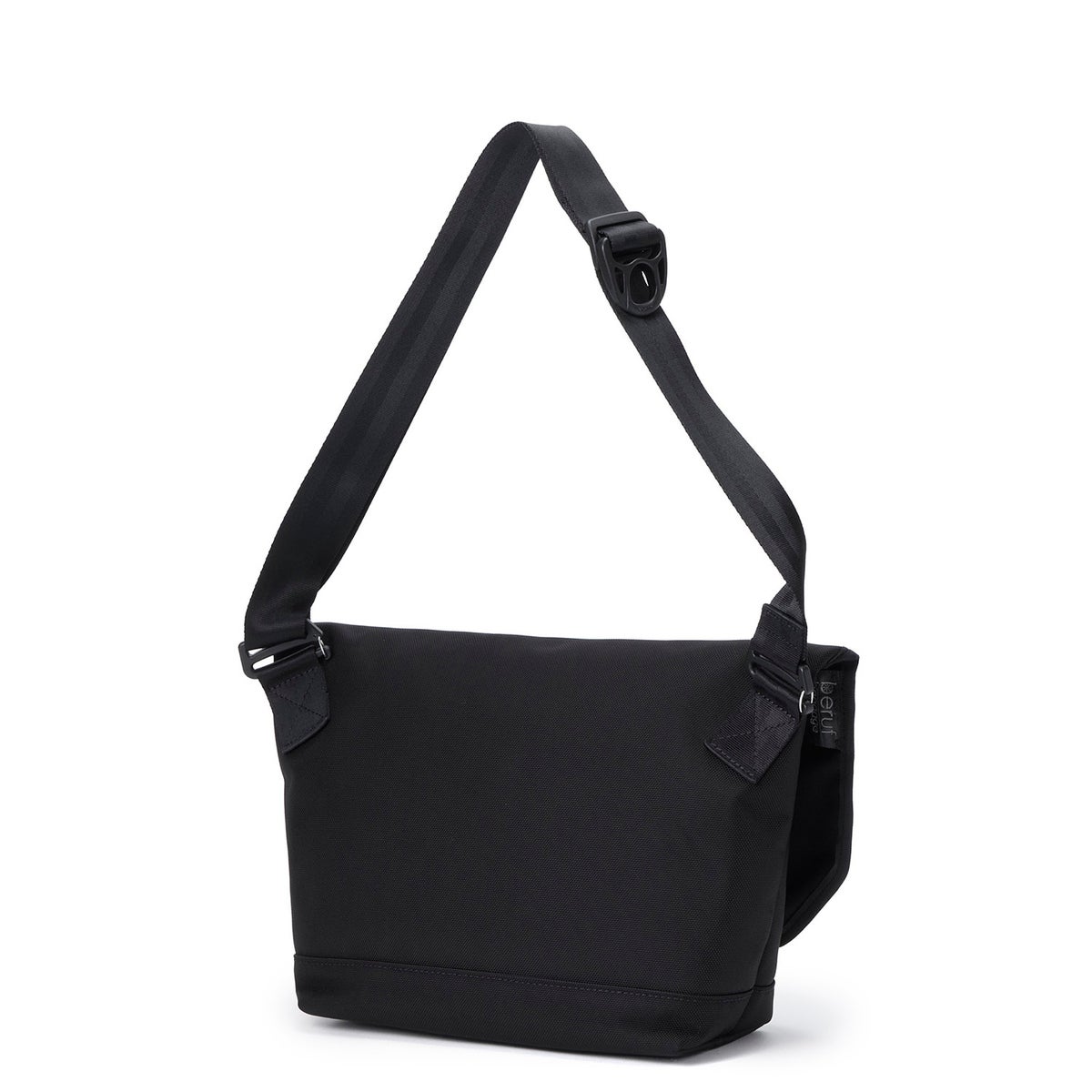 beruf baggage ベルーフ バゲージ HOBO 8.0 MESSENGER BAG SMALL brf-CF40BTX