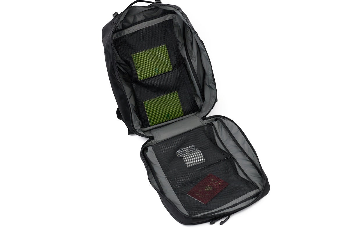 BRIEFING ブリーフィング LESIT EXCURSION PACK BRA261P64