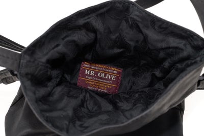 MR.OLIVE E.O.I ミスターオリーブ イーオーアイ IMPERMA-LEATHER インパーマレザー DRAWSTRING BAG ME698