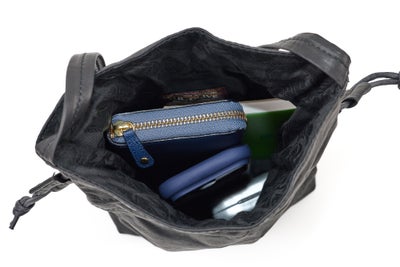 MR.OLIVE E.O.I ミスターオリーブ イーオーアイ IMPERMA-LEATHER インパーマレザー DRAWSTRING BAG ME698