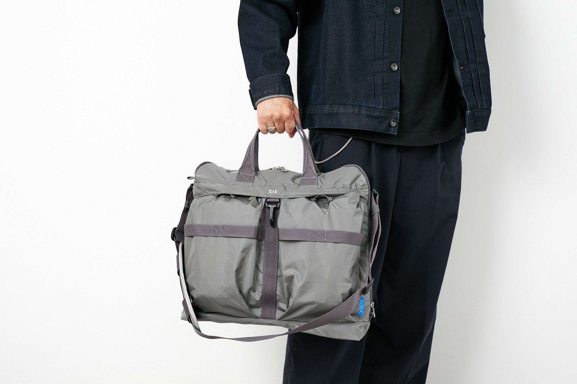 2026年 秋冬新作 ] CIE シー GRID0 HELMET BAG 032671 | こだわりの