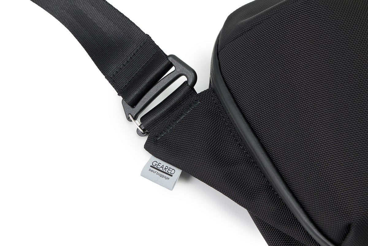 beruf baggage ベルーフ バゲージ URBAN EXPLORER 6.0 スリングパック brf-GR21BTX
