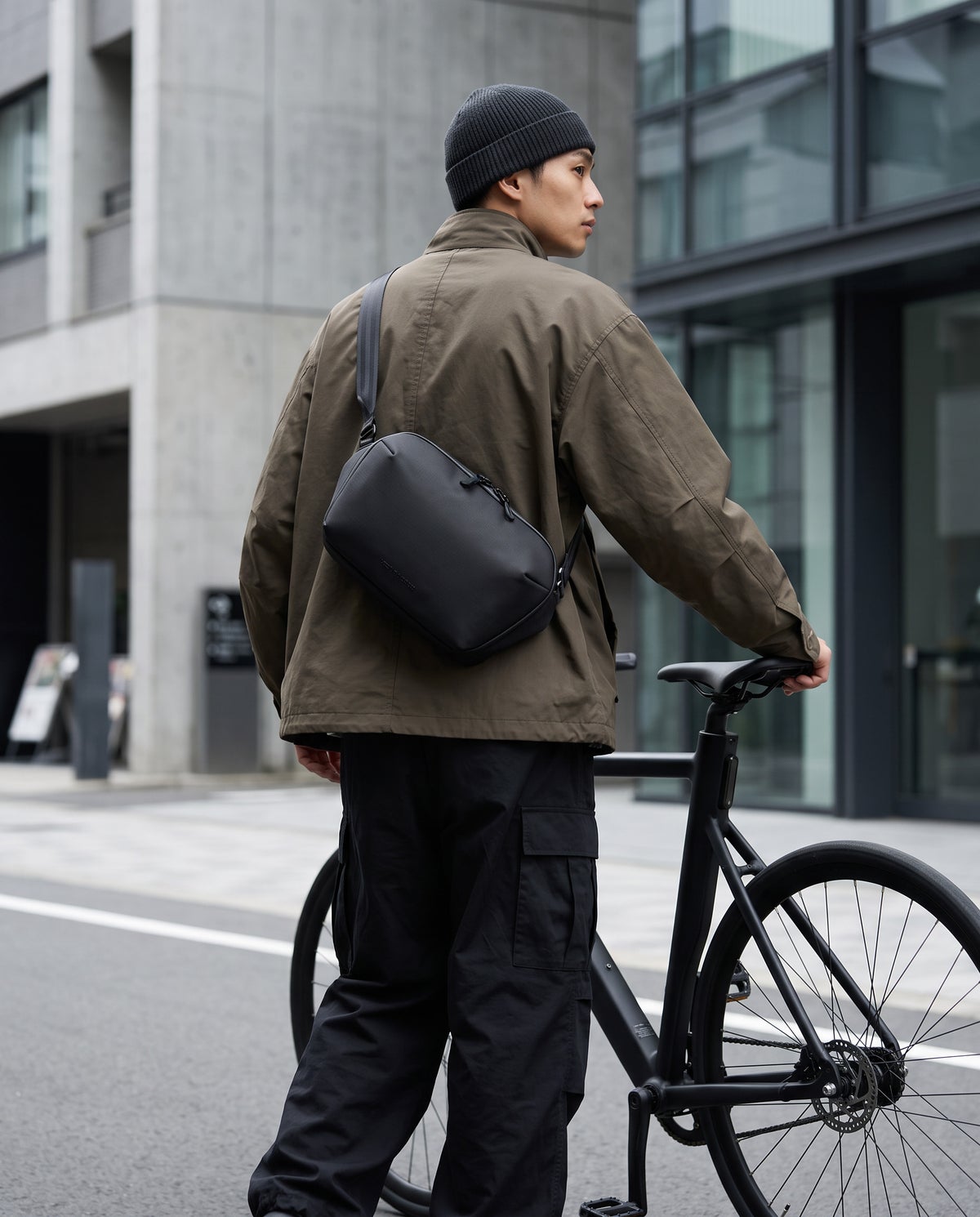 beruf baggage ベルーフ バゲージ URBAN EXPLORER 6.0 スリングパック brf-GR21BTX