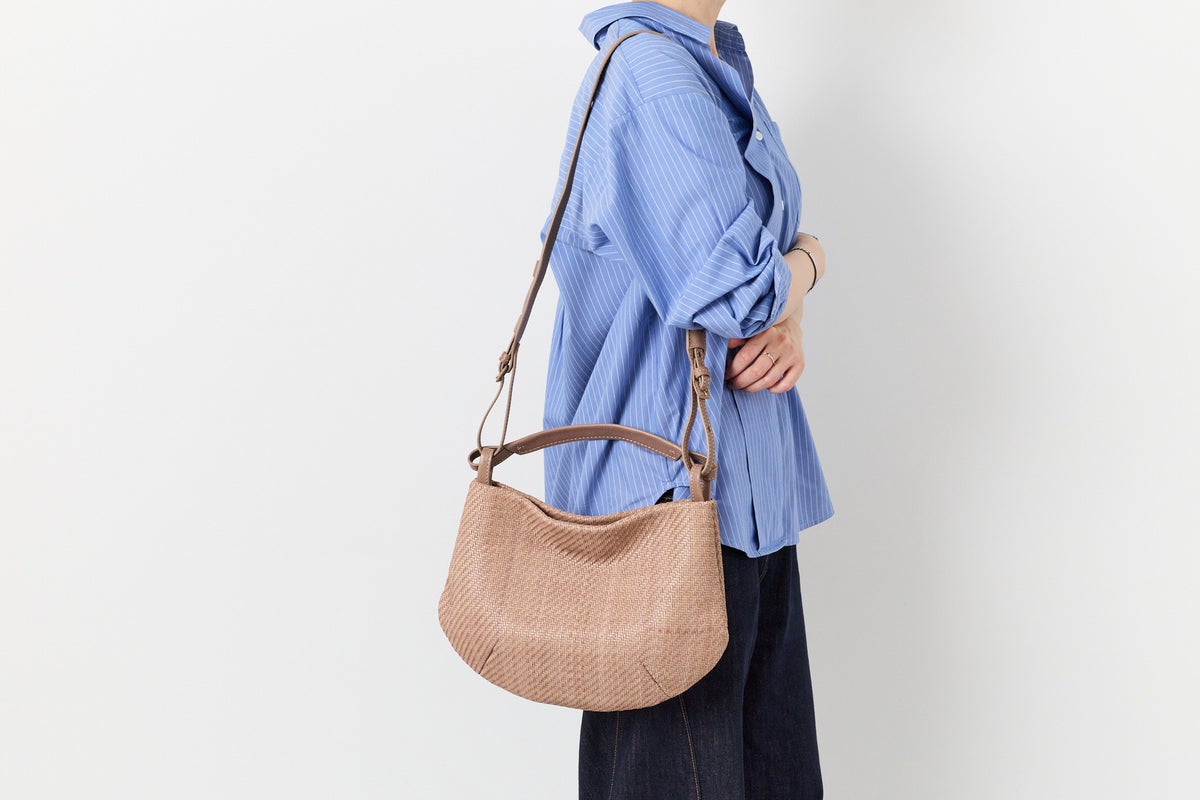 genten ゲンテン Pelle tessile saia ペッレテッシルサイア 2WAYショルダーバッグ 45071