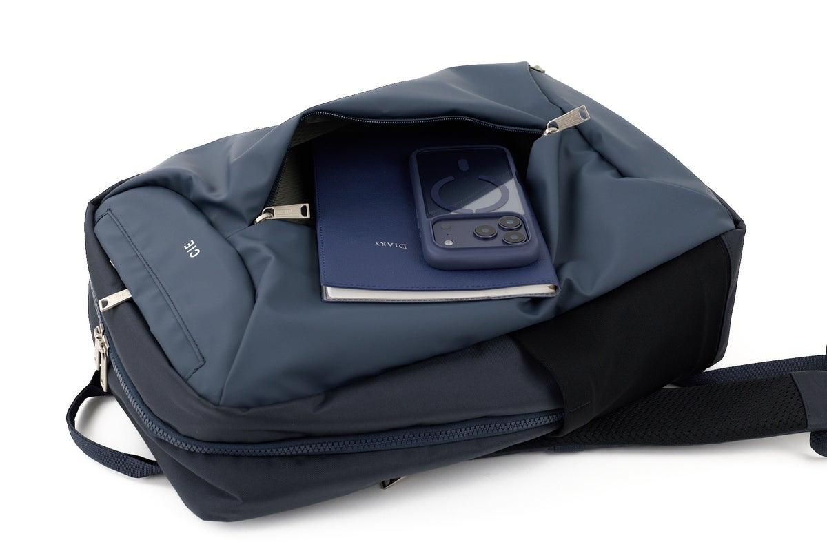 CIE シー LEAP COMMUTER PACK 072305