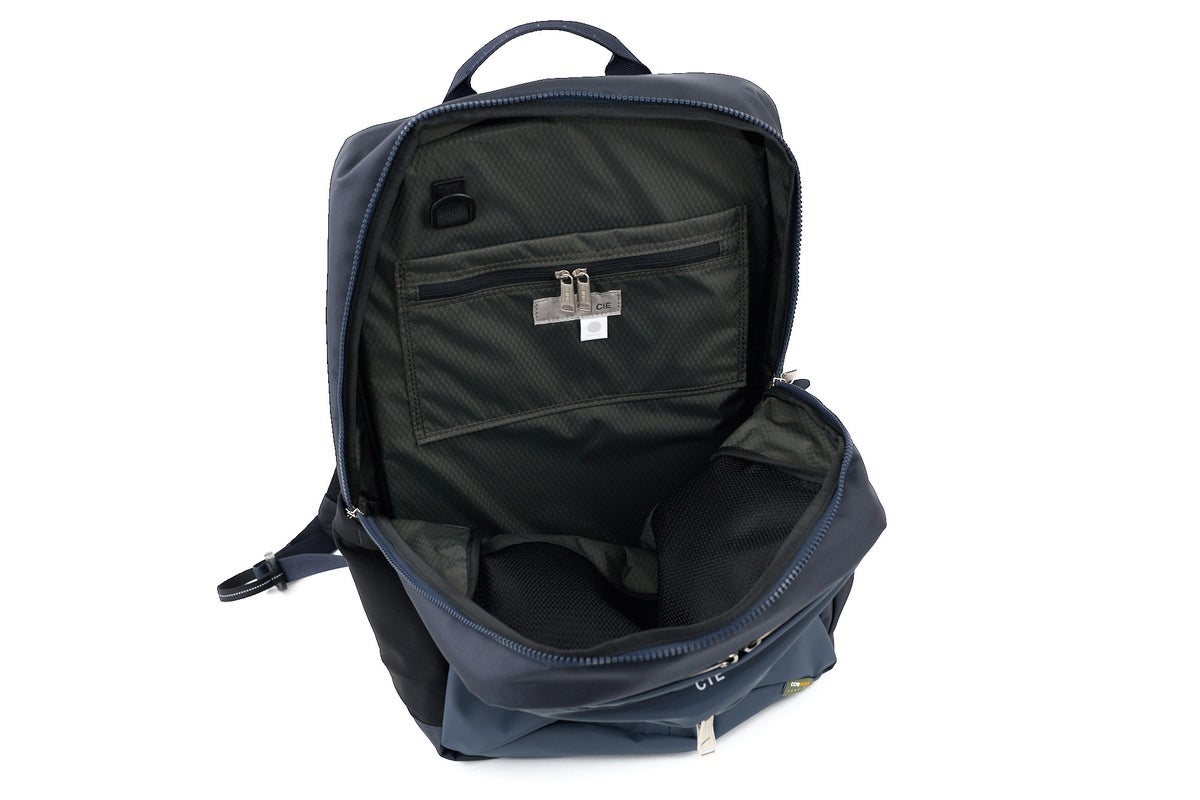 CIE シー LEAP COMMUTER PACK 072305
